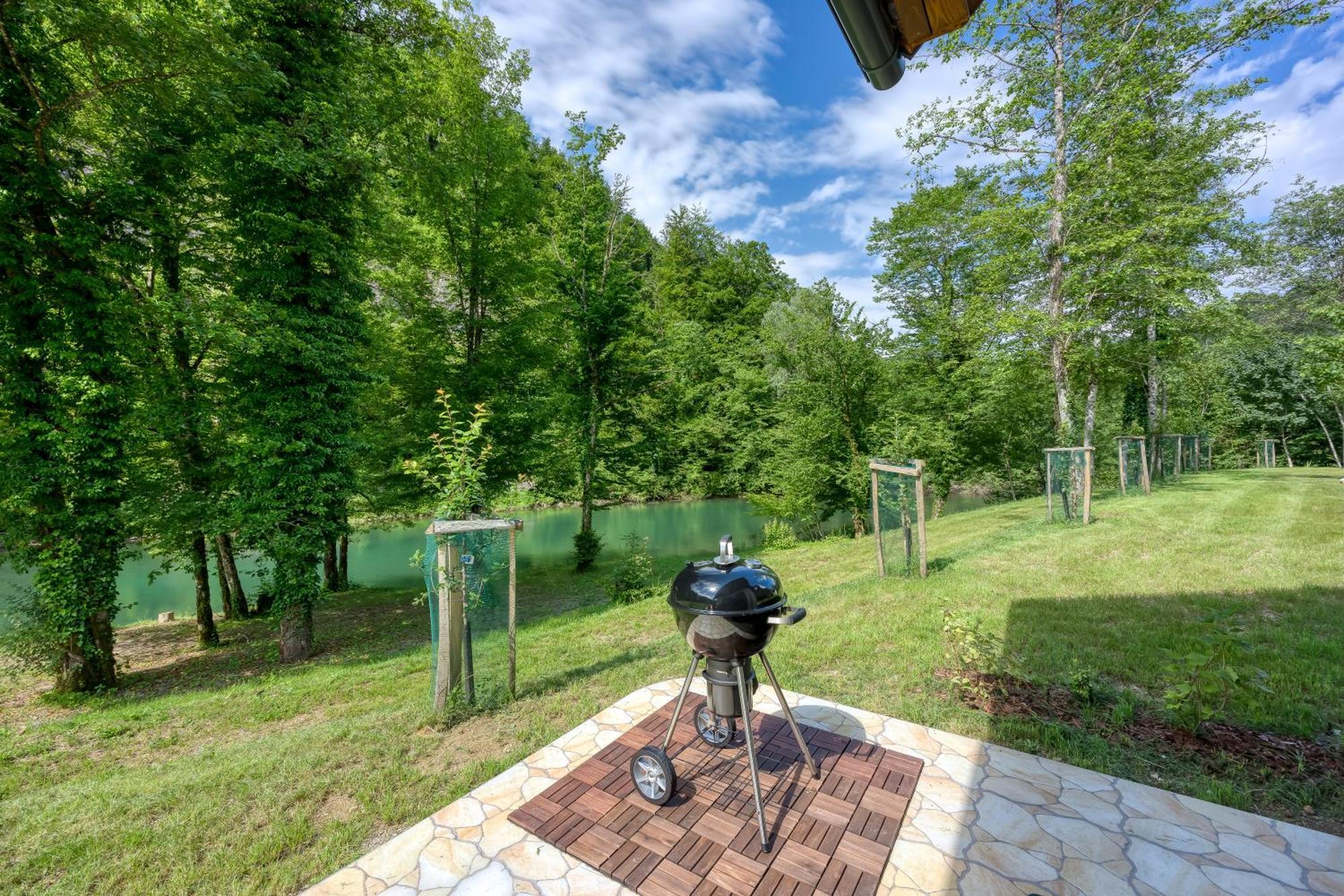 Resort Stari Malni, Osilnica - Vacation Houses Stari Malni Экстерьер фото