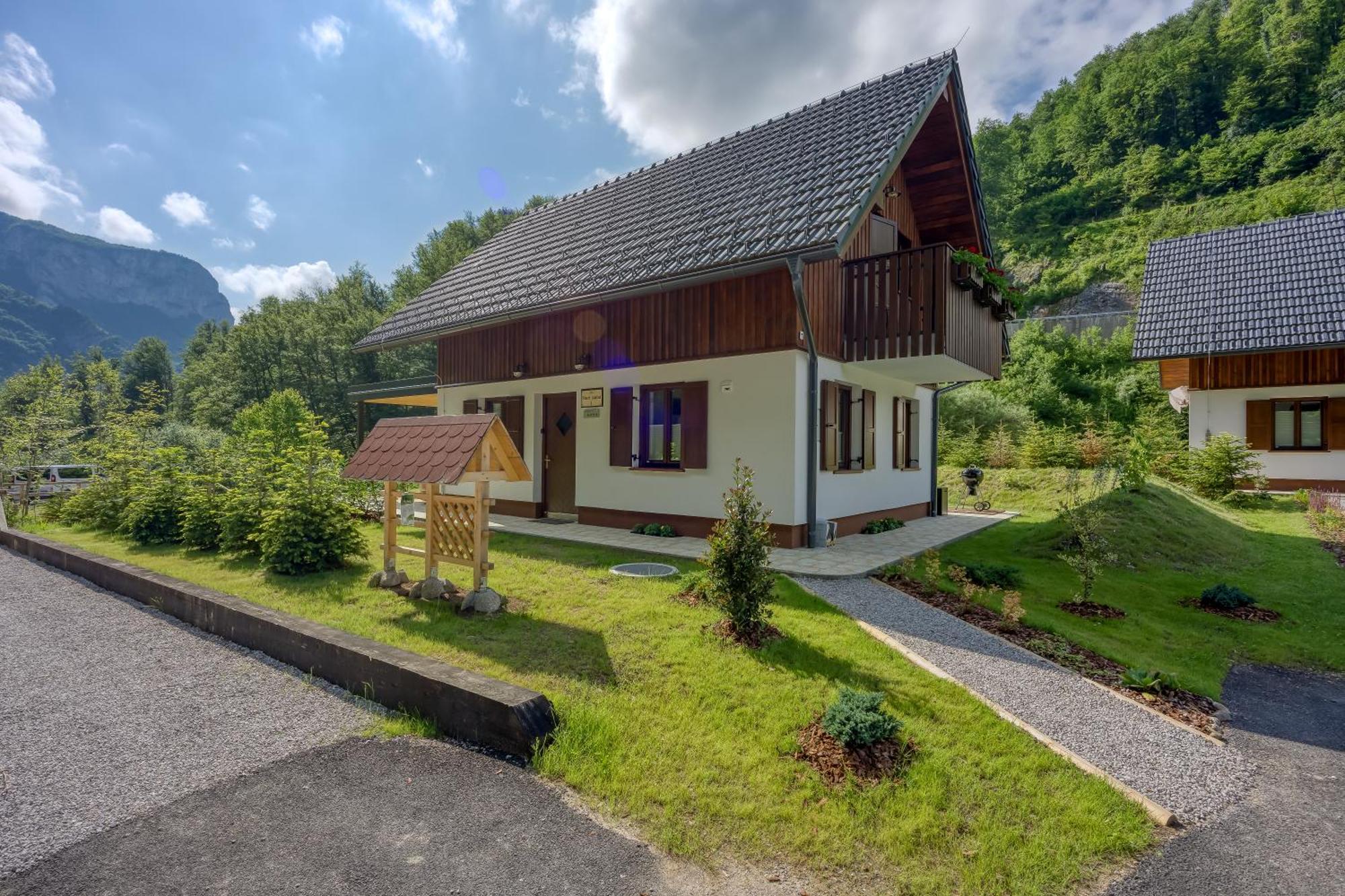 Resort Stari Malni, Osilnica - Vacation Houses Stari Malni Номер фото